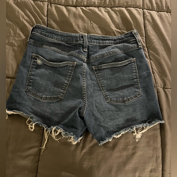 High rise midi Jean shorts - Picture 2 of 4